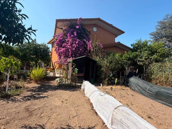 casa indipendente in vendita a Cerveteri in zona Valcanneto