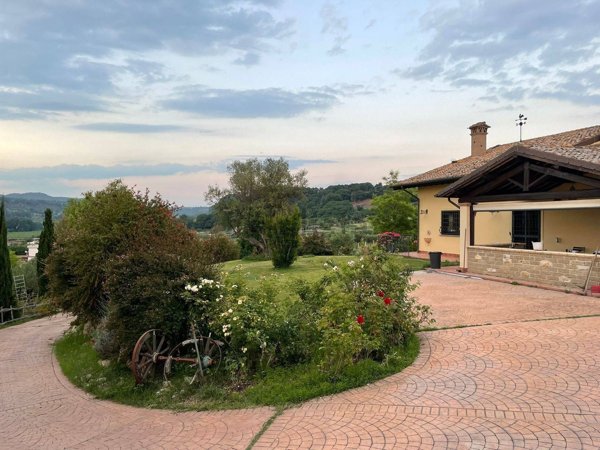 casa indipendente in vendita a Cerveteri