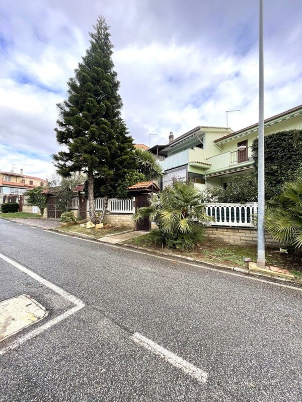 casa indipendente in vendita a Cerveteri in zona Valcanneto