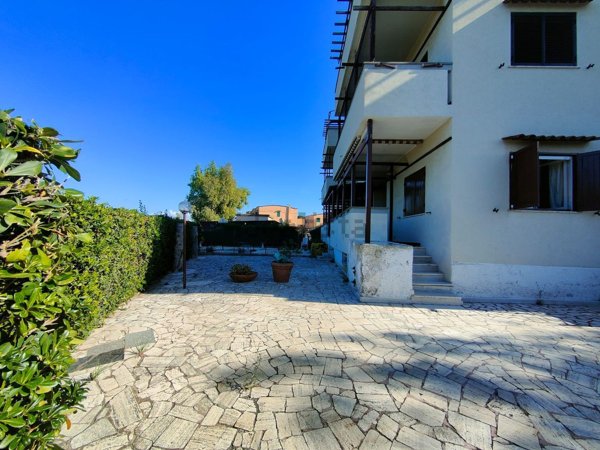 appartamento in vendita a Cerveteri in zona Campo di Mare