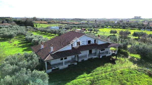 casa indipendente in vendita a Cerveteri in zona Furbara