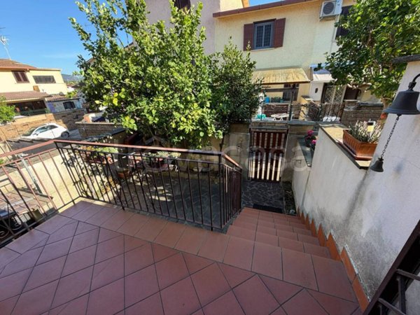 casa indipendente in vendita a Cerveteri in zona Zambra