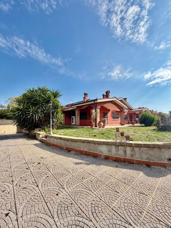 casa indipendente in vendita a Cerveteri