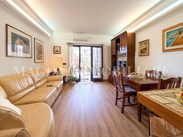 appartamento in vendita a Cerveteri in zona Marina di Cerveteri