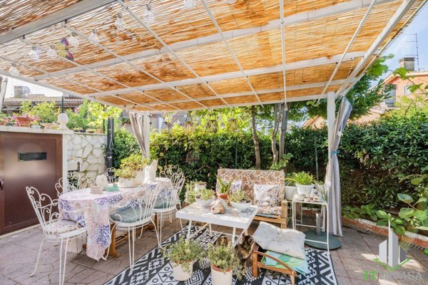 casa indipendente in vendita a Cerveteri