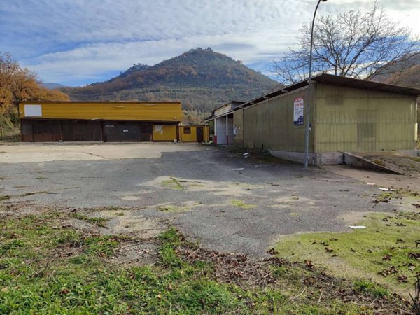 locale commerciale in vendita a Ciciliano