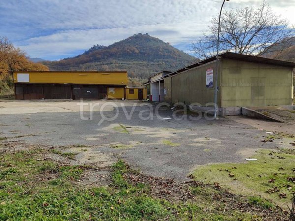 locale di sgombero in vendita a Ciciliano