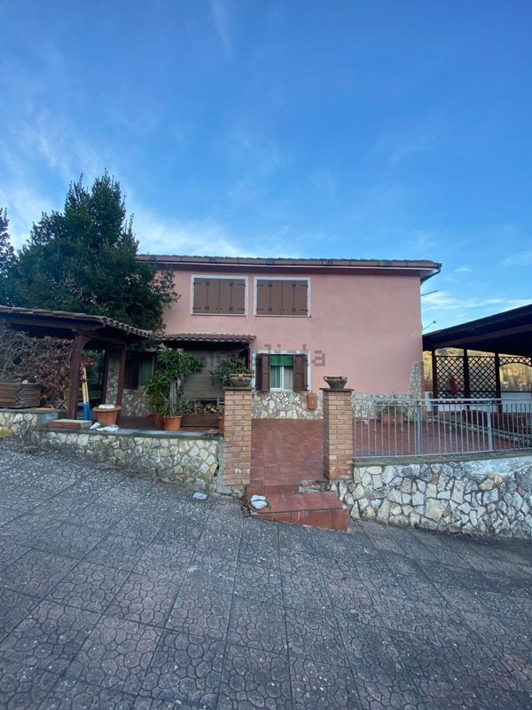 casa indipendente in vendita a Ciciliano