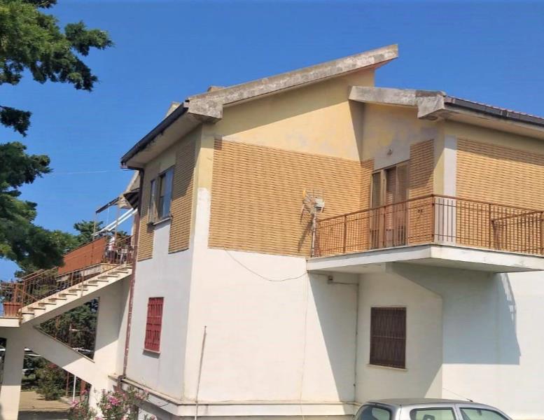 casa indipendente in vendita a Civitavecchia