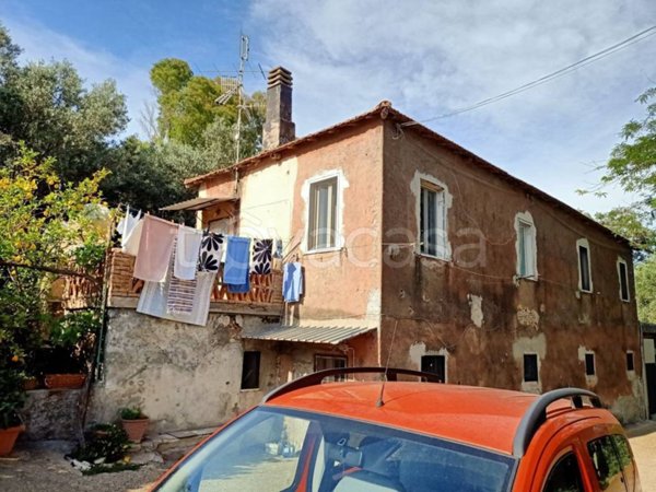 casa indipendente in vendita a Civitavecchia
