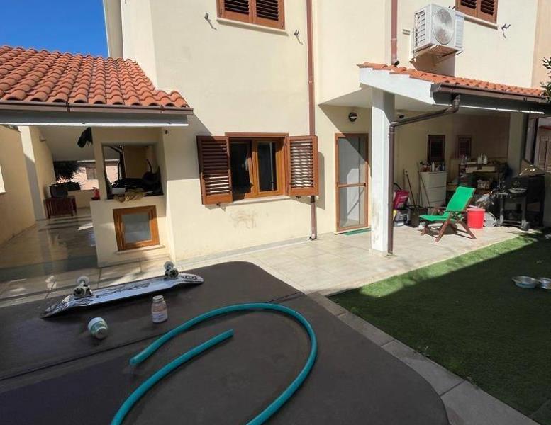 casa indipendente in vendita a Civitavecchia