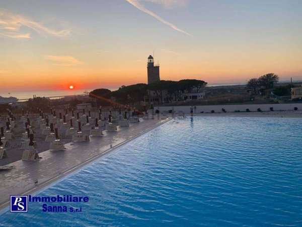 negozio in vendita a Civitavecchia