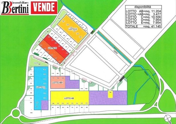 locale commerciale in vendita a Civitavecchia in zona Aurelia
