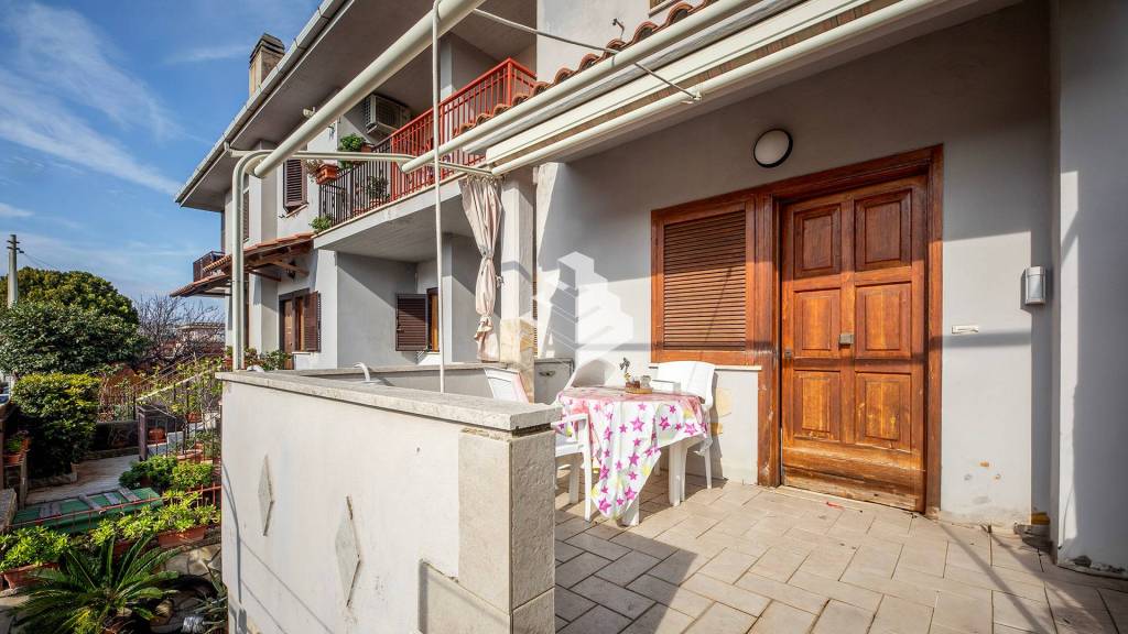 casa indipendente in vendita a Civitavecchia