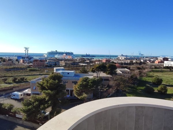 appartamento in vendita a Civitavecchia