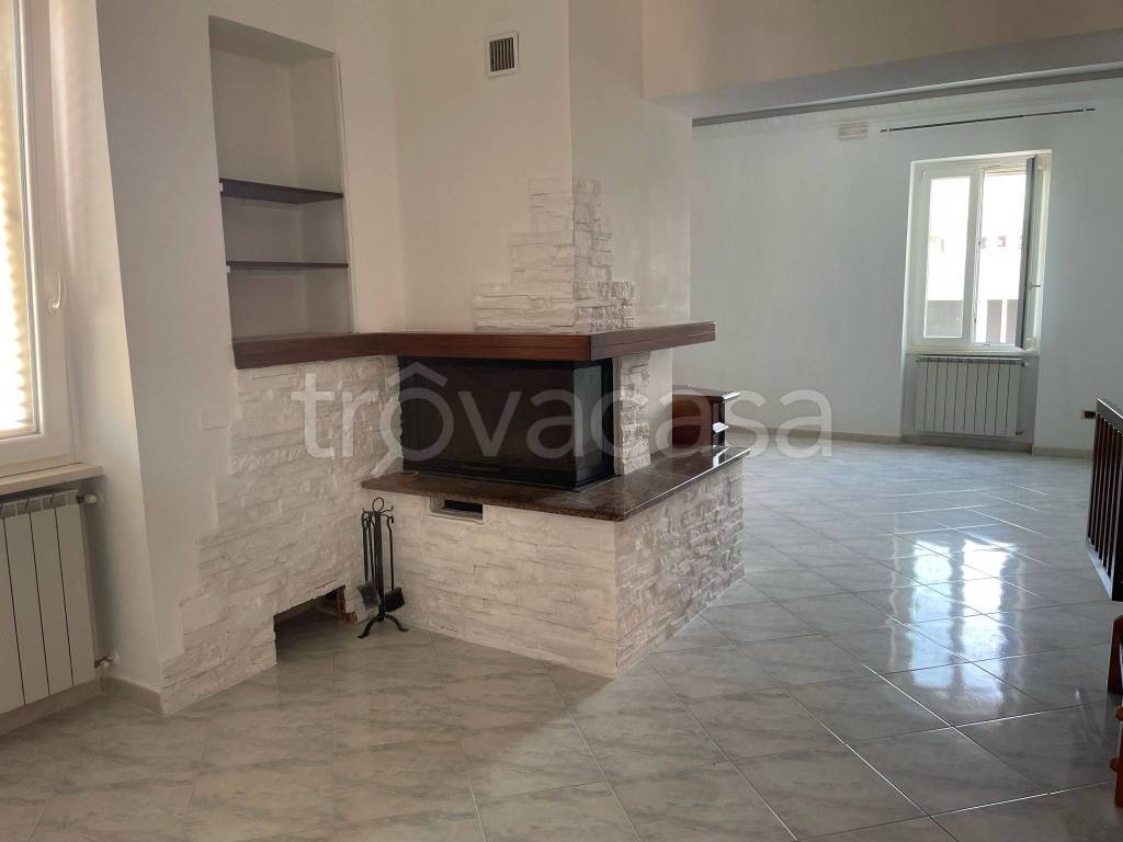 appartamento in vendita a Civitavecchia in zona Aurelia