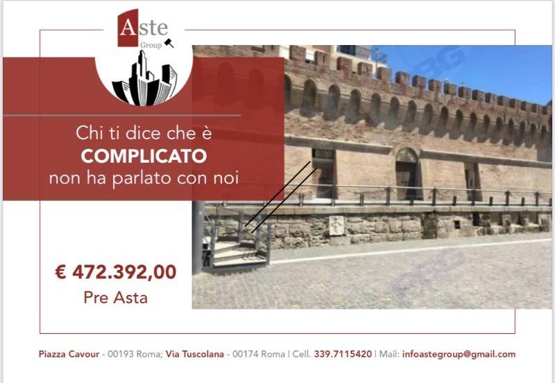 negozio in vendita a Civitavecchia