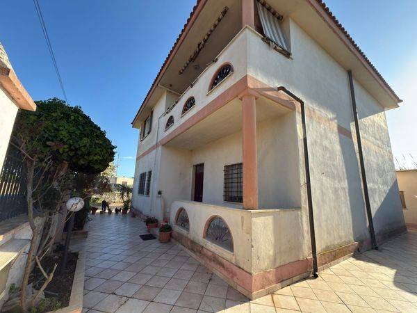 casa indipendente in vendita a Civitavecchia