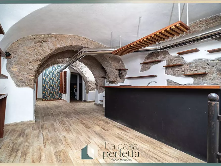 locale commerciale in vendita a Civitavecchia
