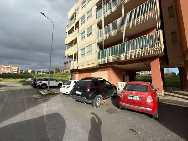 negozio in vendita a Civitavecchia