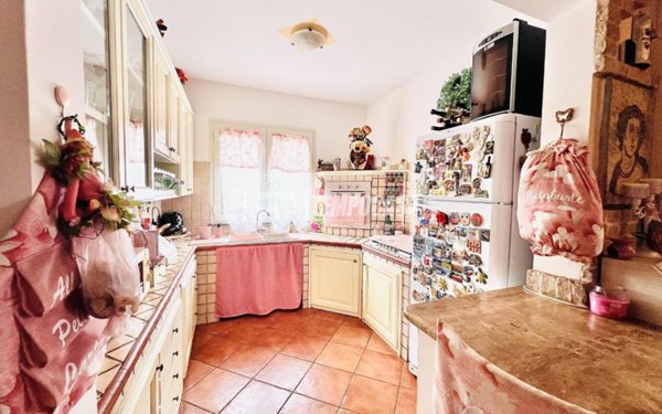 casa indipendente in vendita a Civitavecchia