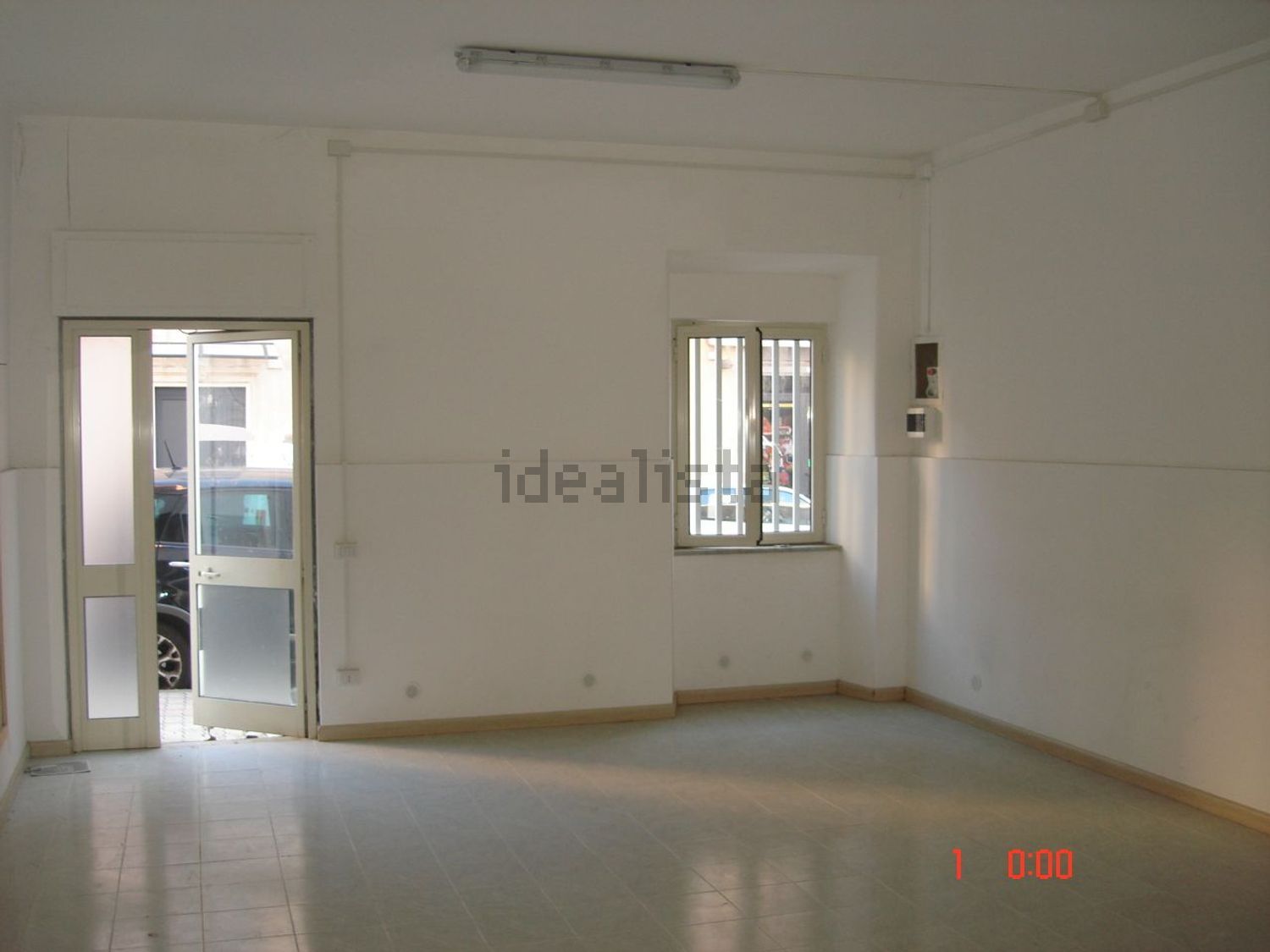 locale commerciale in vendita a Civitavecchia
