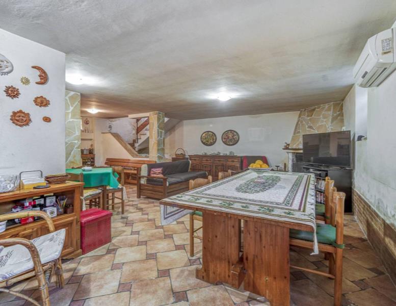casa indipendente in vendita a Civitavecchia