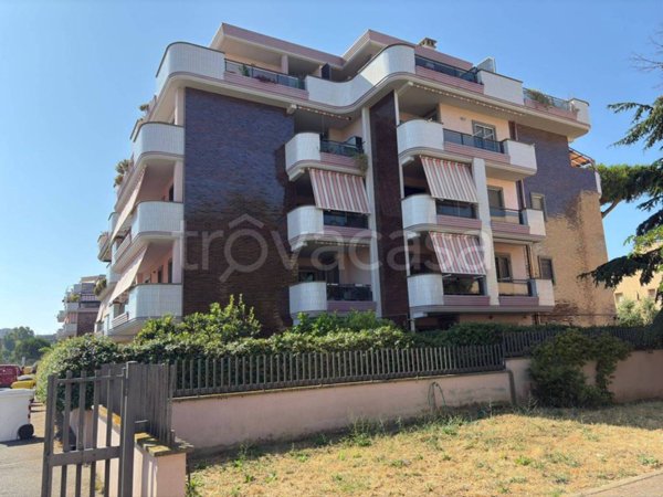 appartamento in vendita a Civitavecchia in zona Aurelia