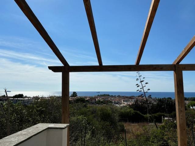 casa indipendente in vendita a Civitavecchia