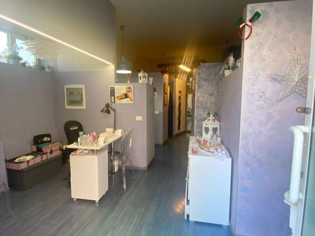 locale commerciale in vendita a Civitavecchia