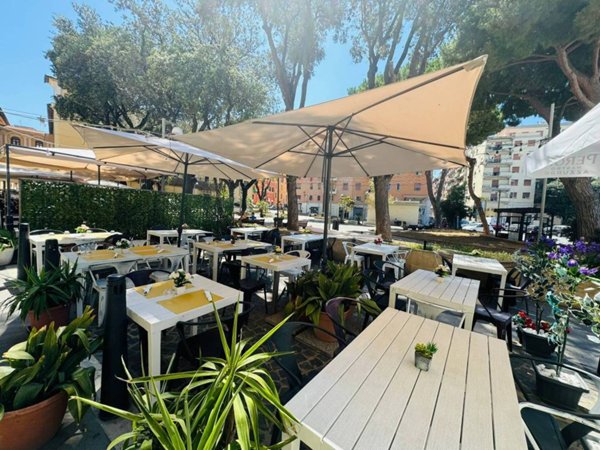 negozio in vendita a Civitavecchia
