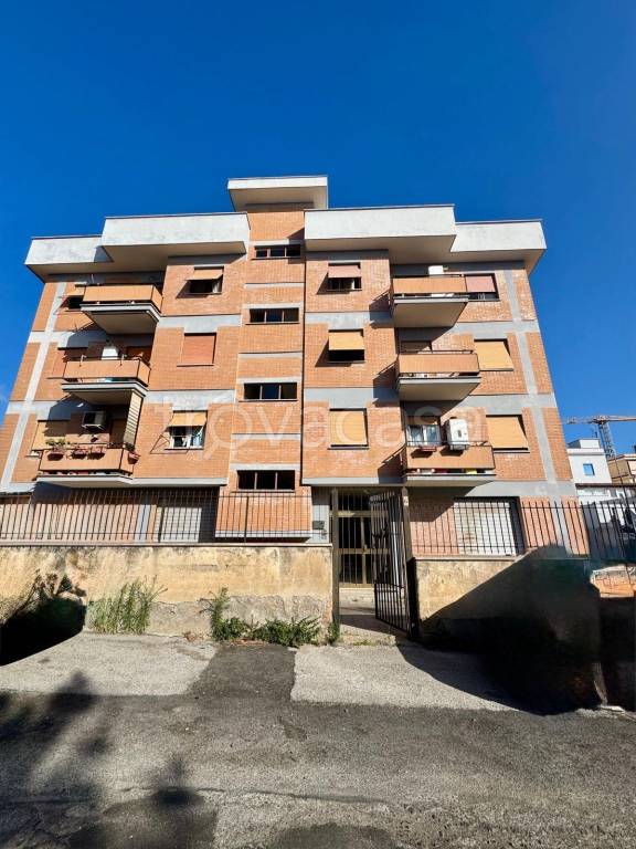 appartamento in vendita a Civitavecchia