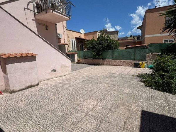 casa indipendente in vendita a Civitavecchia