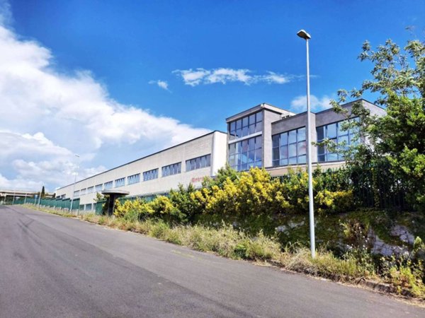 ufficio in vendita a Civitavecchia in zona Aurelia