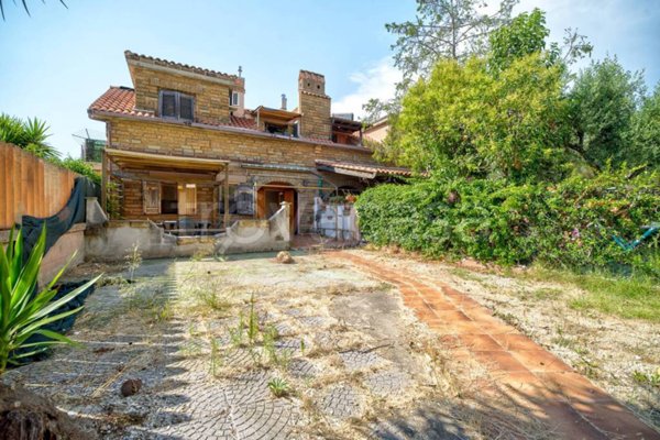 appartamento in vendita a Civitavecchia in zona Aurelia