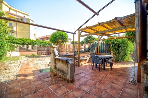 appartamento in vendita a Civitavecchia in zona Aurelia