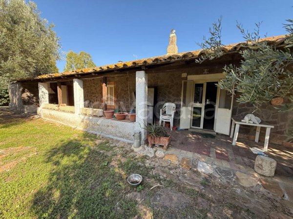 casa indipendente in vendita a Civitavecchia