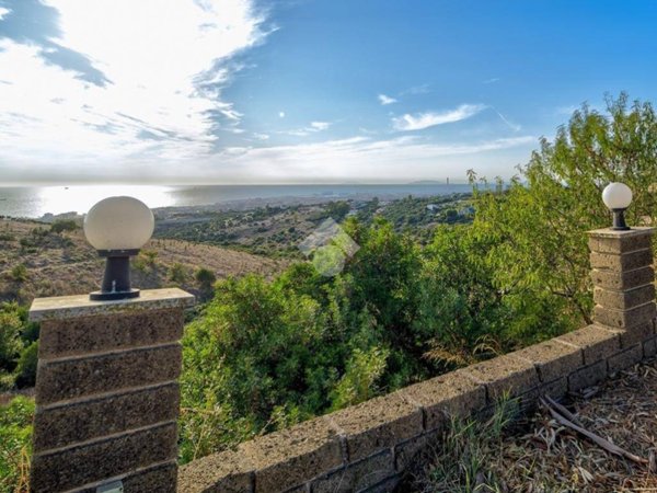 casa indipendente in vendita a Civitavecchia