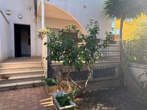 casa indipendente in vendita a Civitavecchia