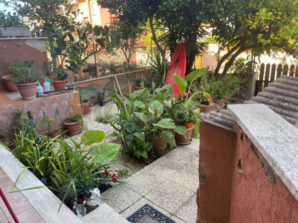 casa indipendente in vendita a Civitavecchia