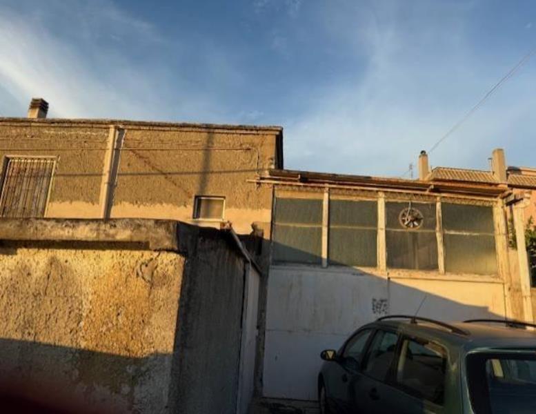 locale commerciale in vendita a Civitavecchia