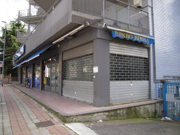 negozio in vendita a Civitavecchia