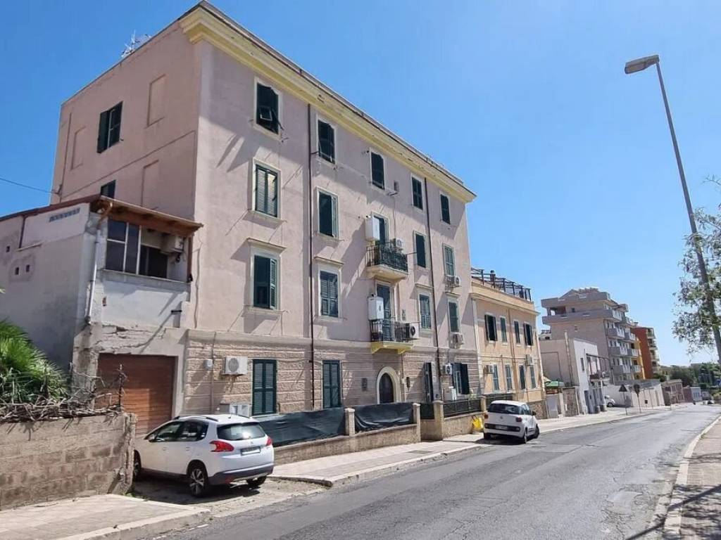 appartamento in vendita a Civitavecchia