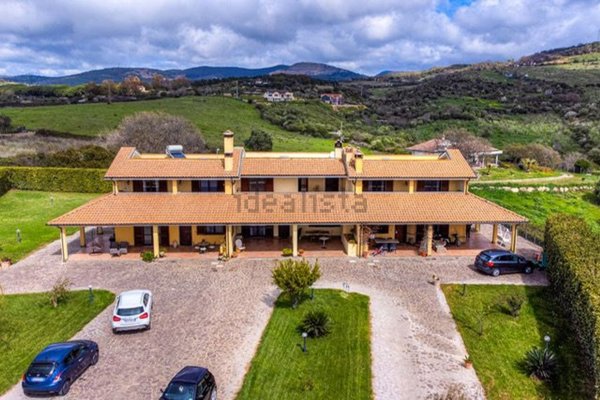 casa indipendente in vendita a Civitavecchia