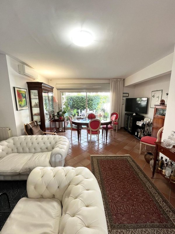 casa indipendente in vendita a Civitavecchia