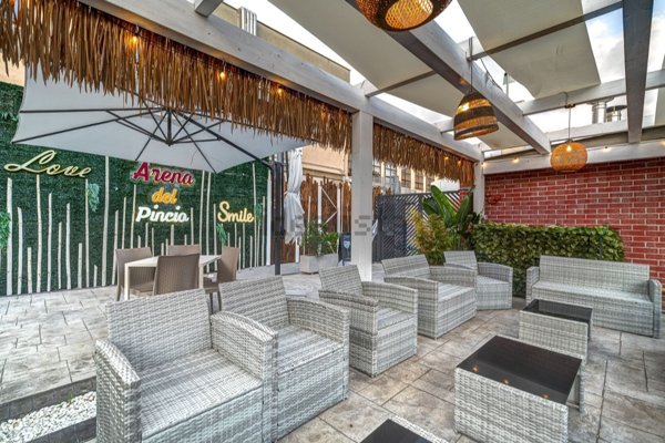 negozio in vendita a Civitavecchia