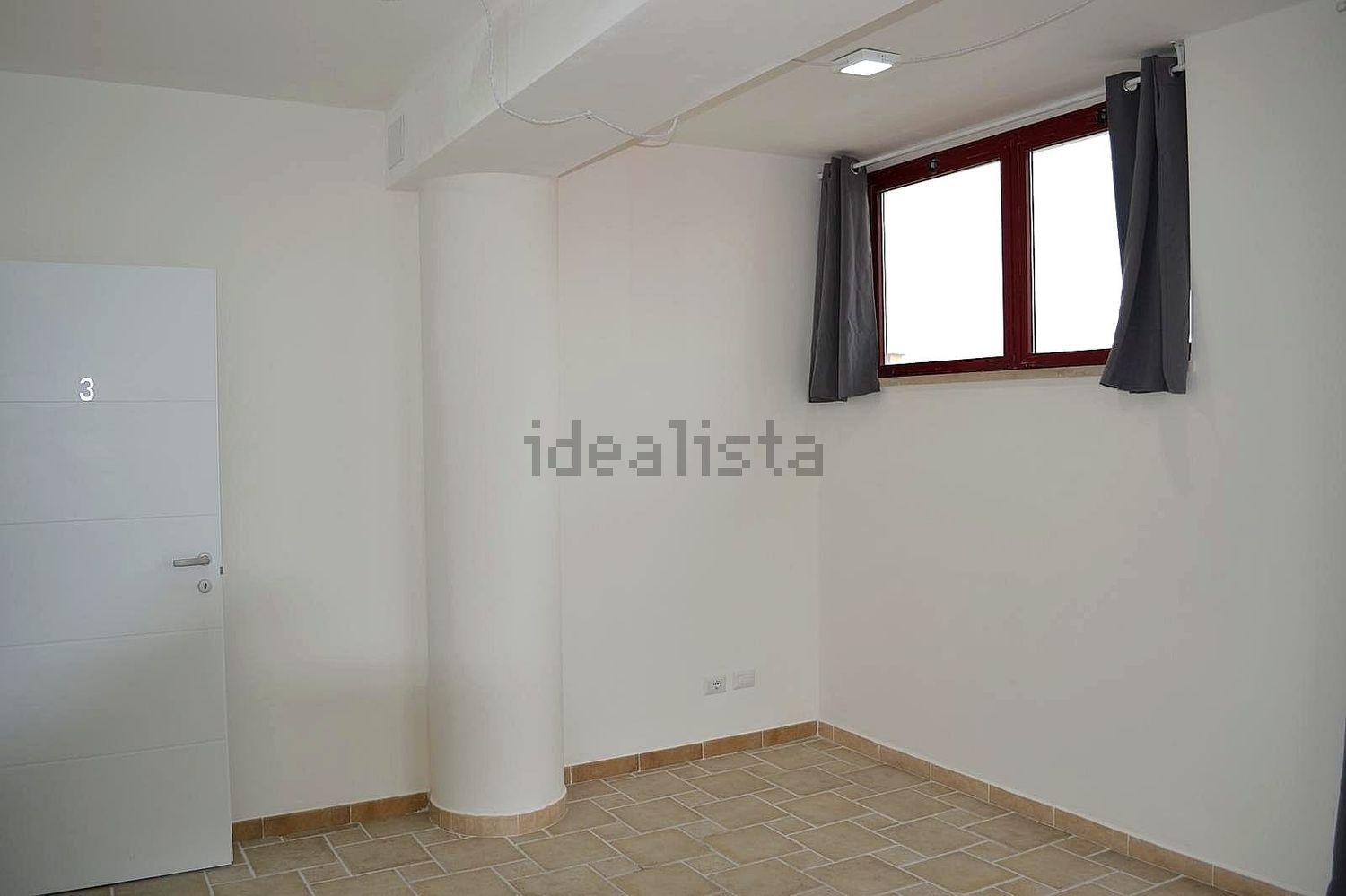 ufficio in vendita a Civitavecchia