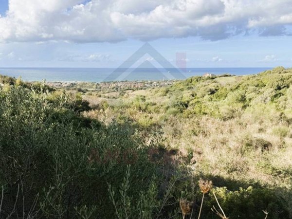 casa indipendente in vendita a Civitavecchia