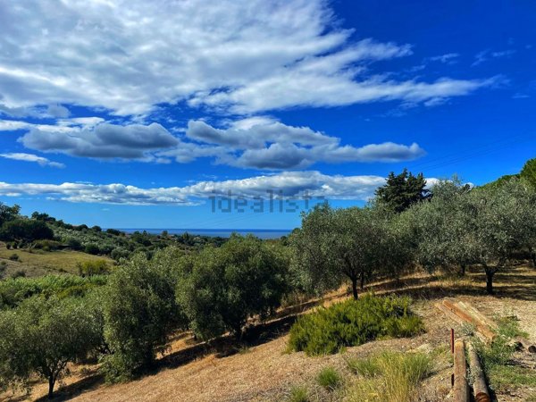 terreno edificabile in vendita a Civitavecchia