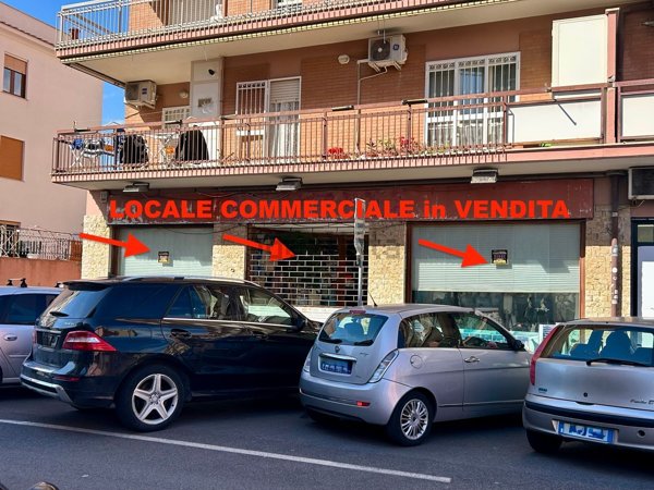 locale commerciale in vendita a Civitavecchia